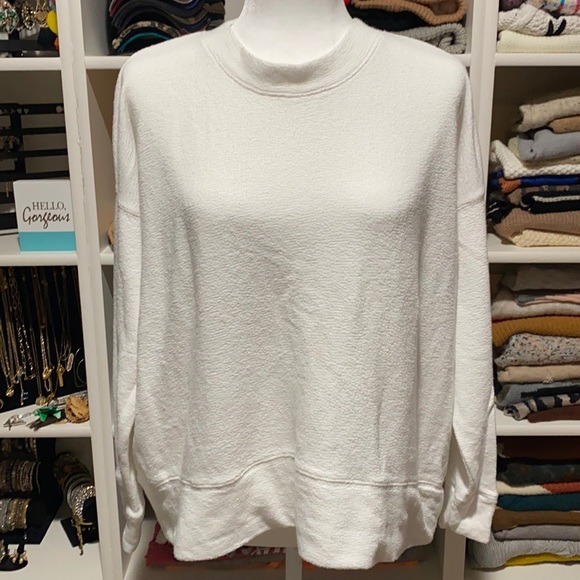 aerie Tops - Athleisure long sleeve